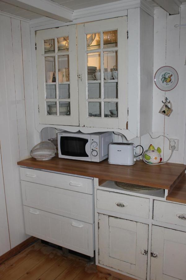 Kartveit Guesthouse Manger Extérieur photo