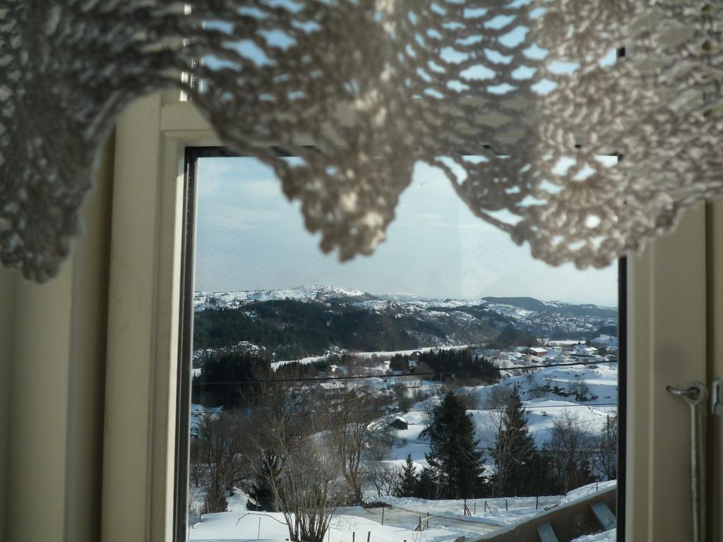 Kartveit Guesthouse Manger Extérieur photo